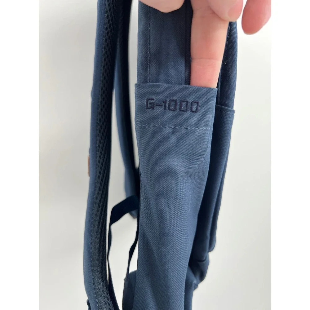 Fjällräven Räven 28 Backpack — Navy, NWT